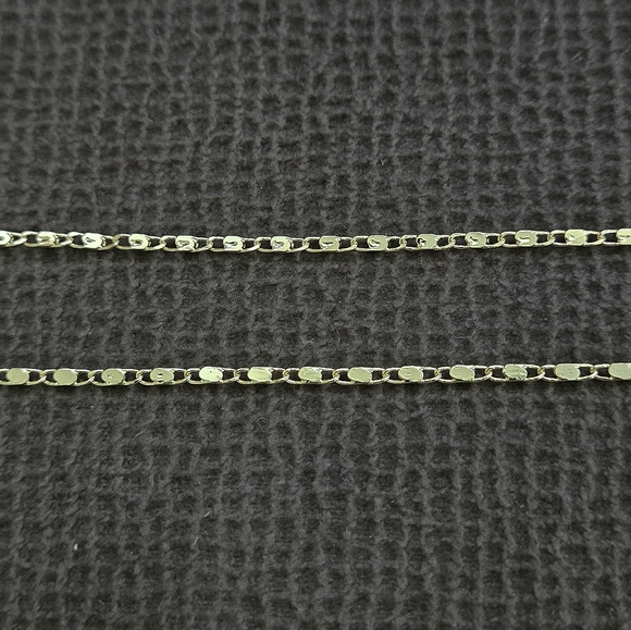 Gemelli👭 Puffy Pave Cubic Zirconia💎 Letter "A" Initial Pendant Necklace - Picture 8 of 15